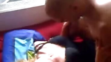 La mamma succhia video troie mature il cazzo di una teenager xxx