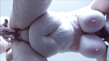 Veronica Rodriguez donne mature a letto Porno gratis